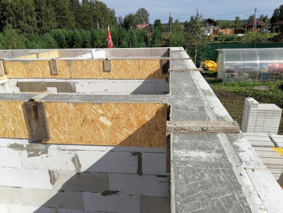 Ригель сейсмопояс