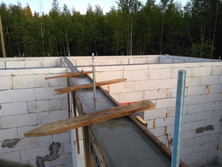 Армопояс для газобетона 300 мм