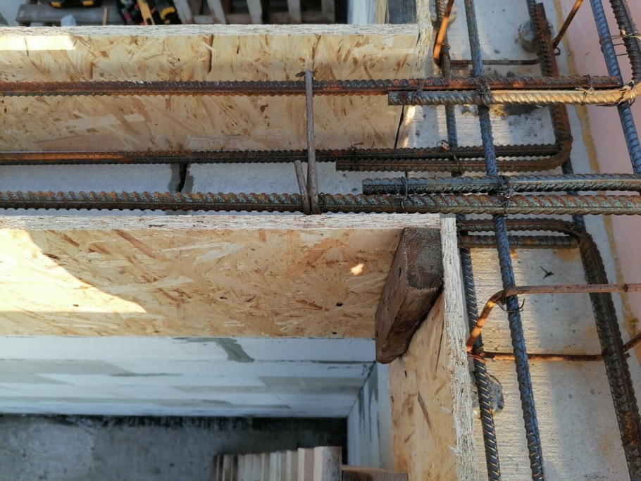 Армопояс 200х200