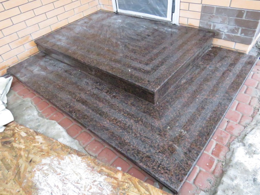 Отшлифовать крыльцо