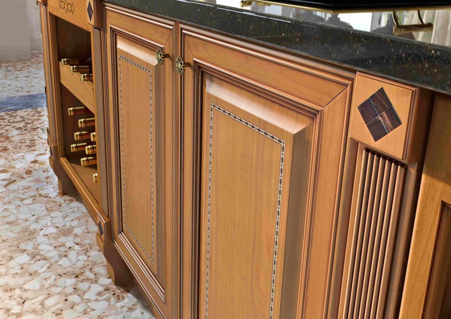 Рамочные филенчатые фасады