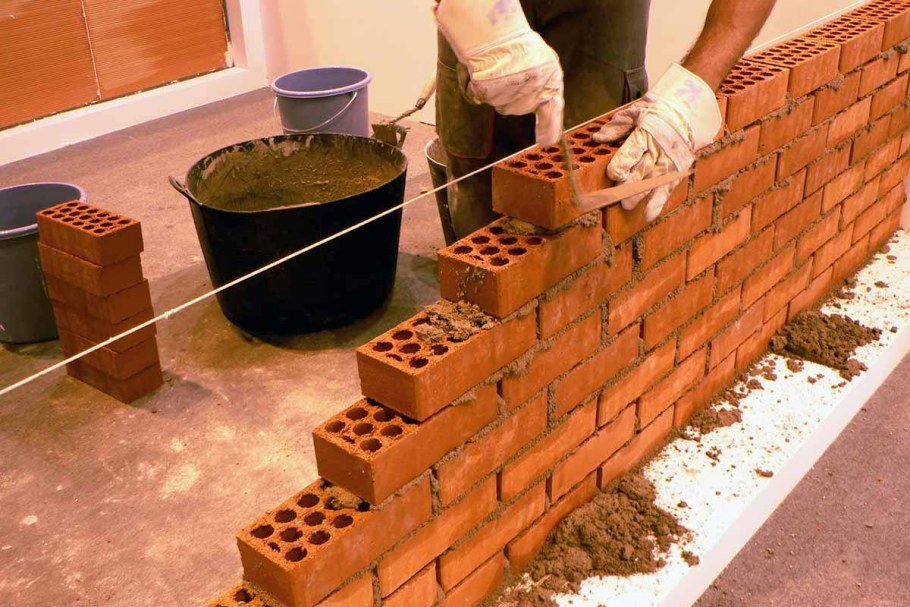 Кладка стен