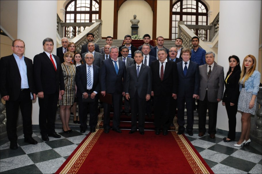 ОИЯИ Азербайджанская группа руководитель