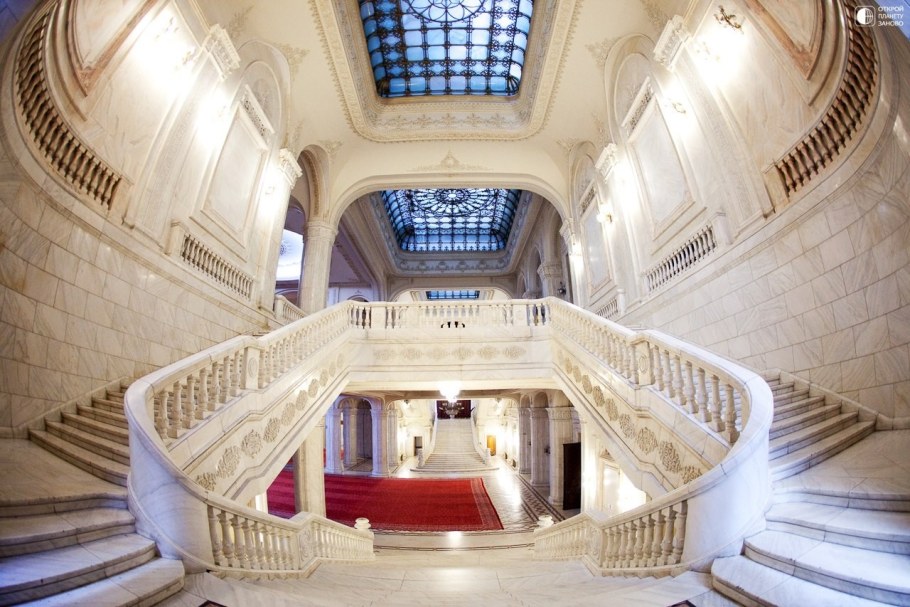 Дворец парламента Бухарест