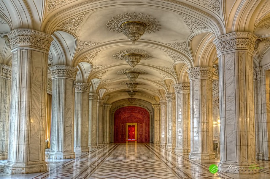 Дворец парламента Румыния внутри