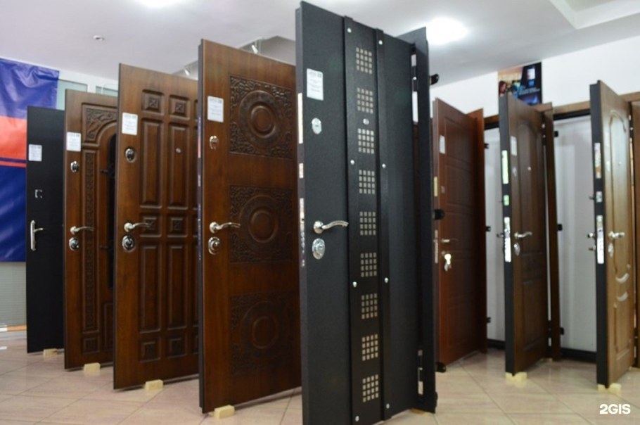 Входная дверь