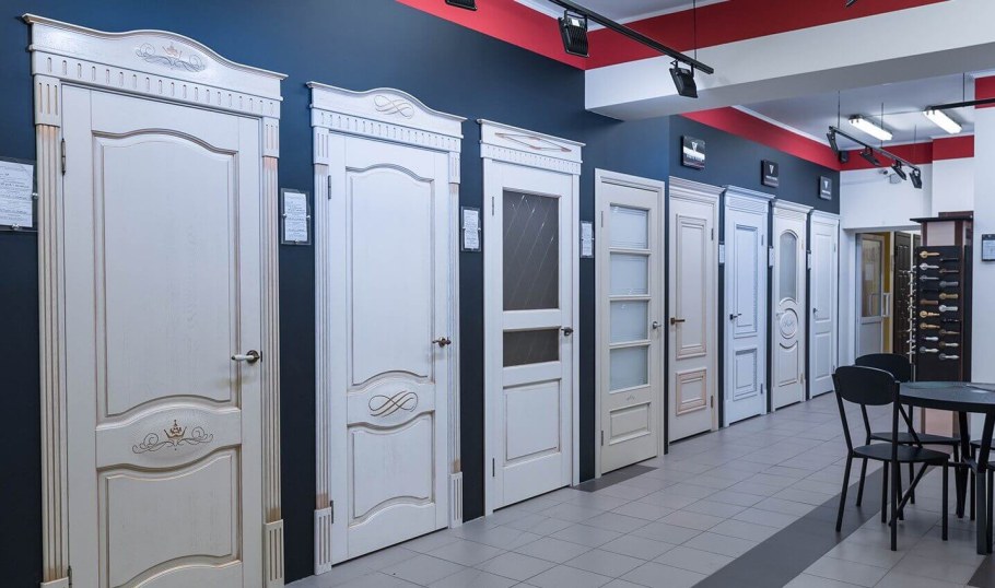 Магазин дверей