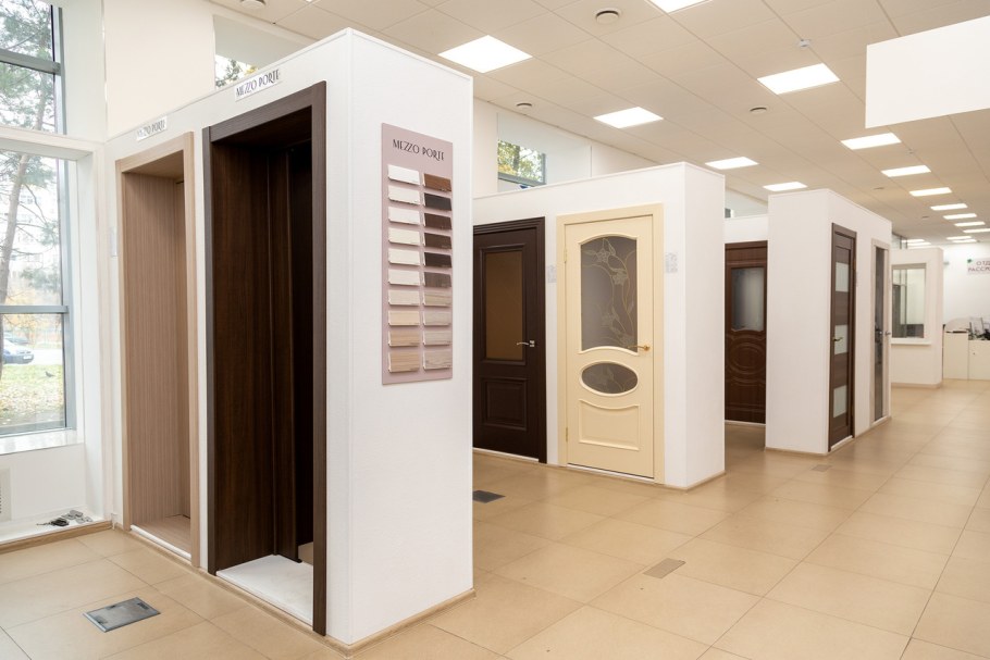 Выставка дверей