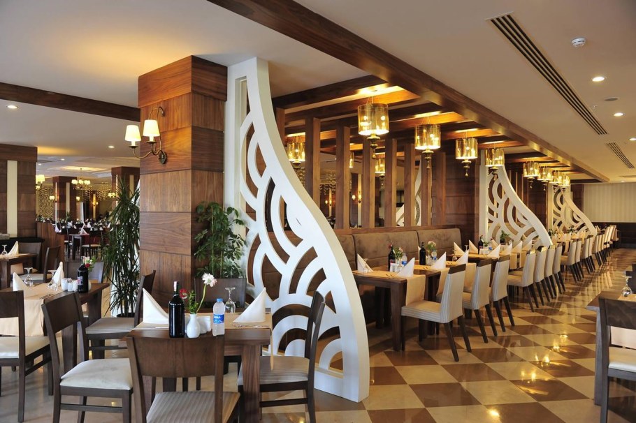 Отель Lake River Side Hotel Spa 5