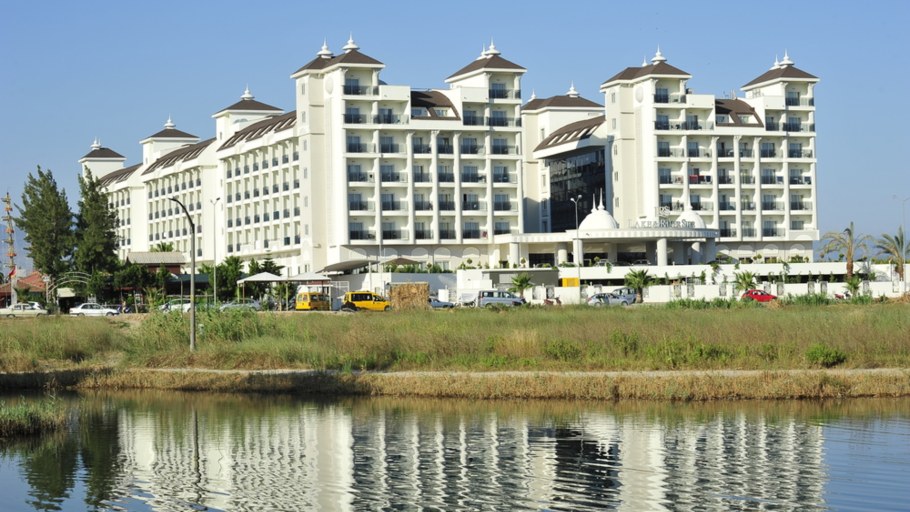 Отель Lake River Side Hotel Spa
