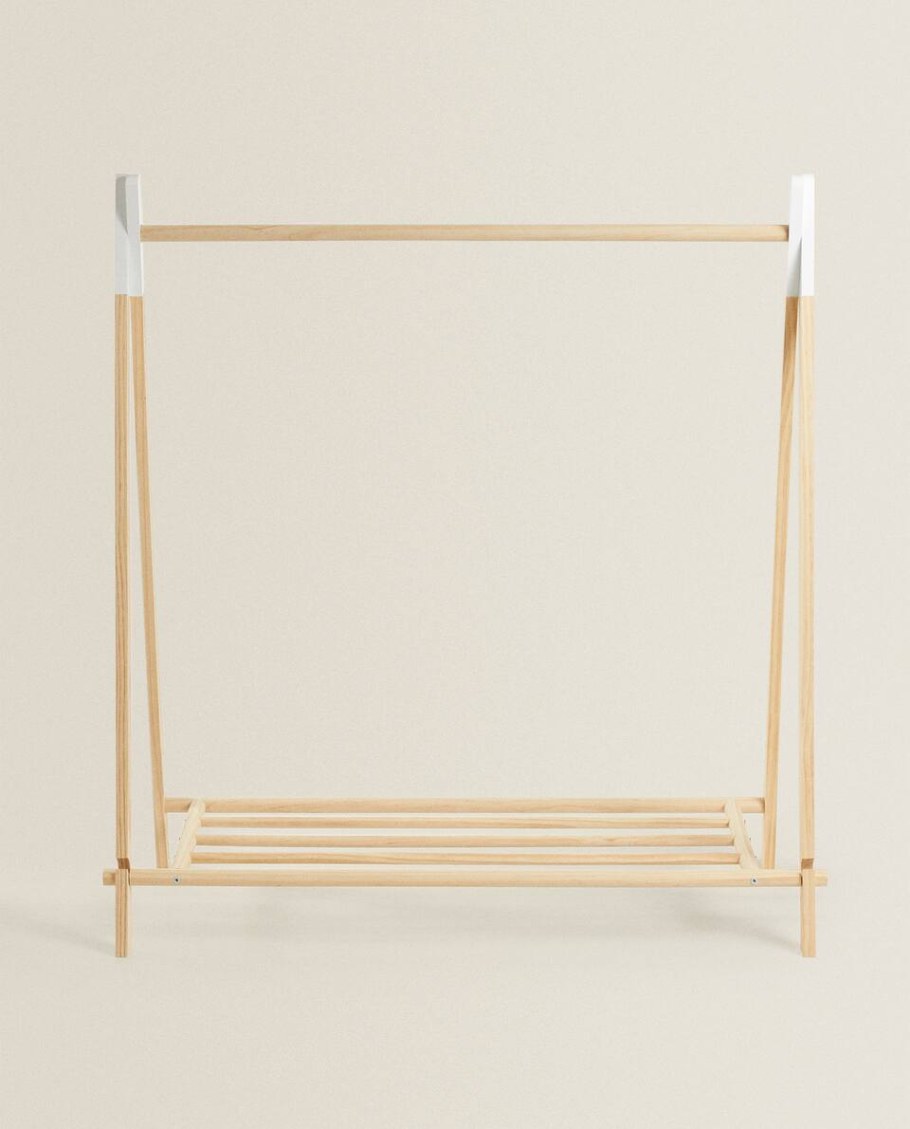 Деревянная стойка вешалка Zara Home
