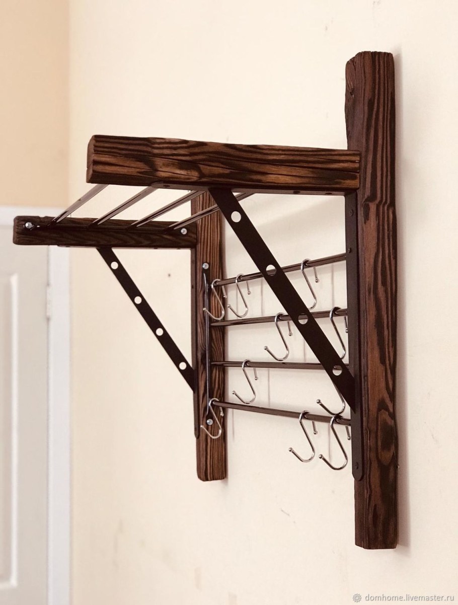 Вешалка потолочная в прихожую в стиле лофт