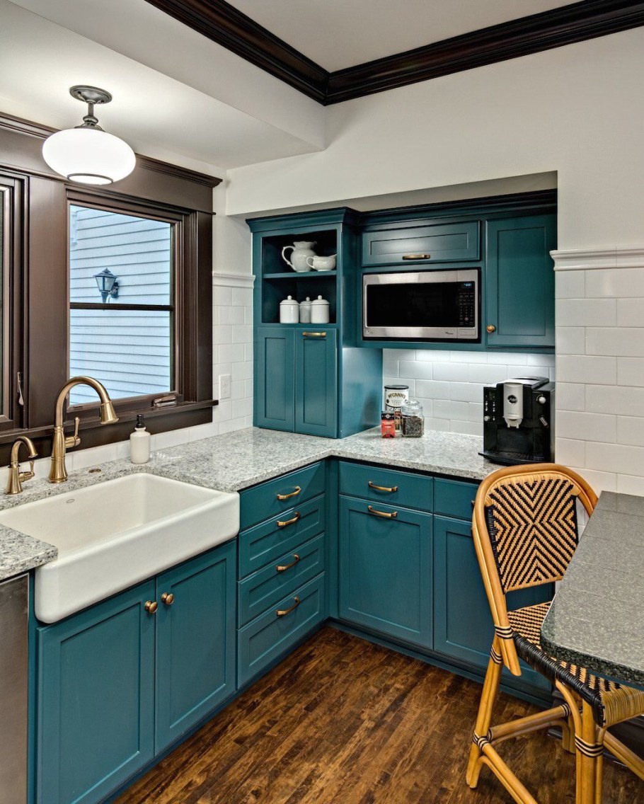 Бирюзовая кухня