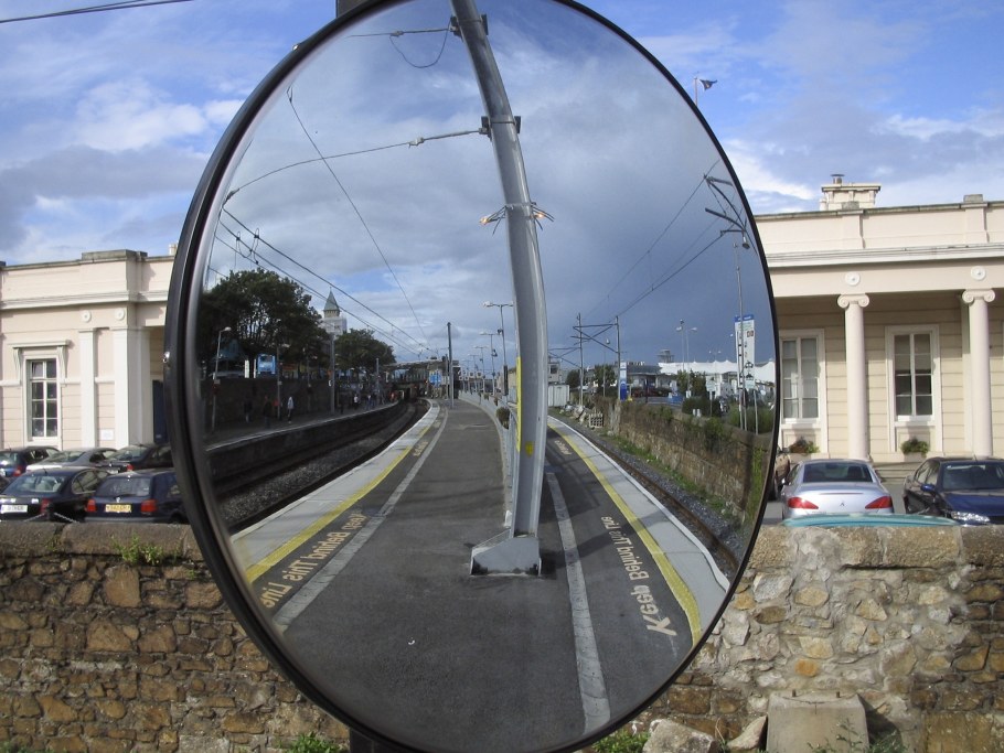 Мир сквозь стекло