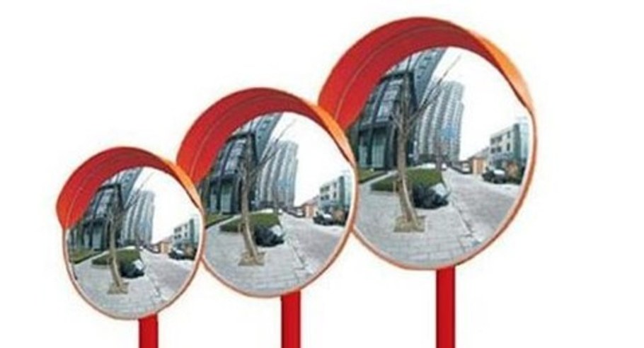 Зеркало уличное с козырьком 600мм с кронштейном для трубы