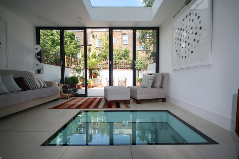 Стеклянный пол