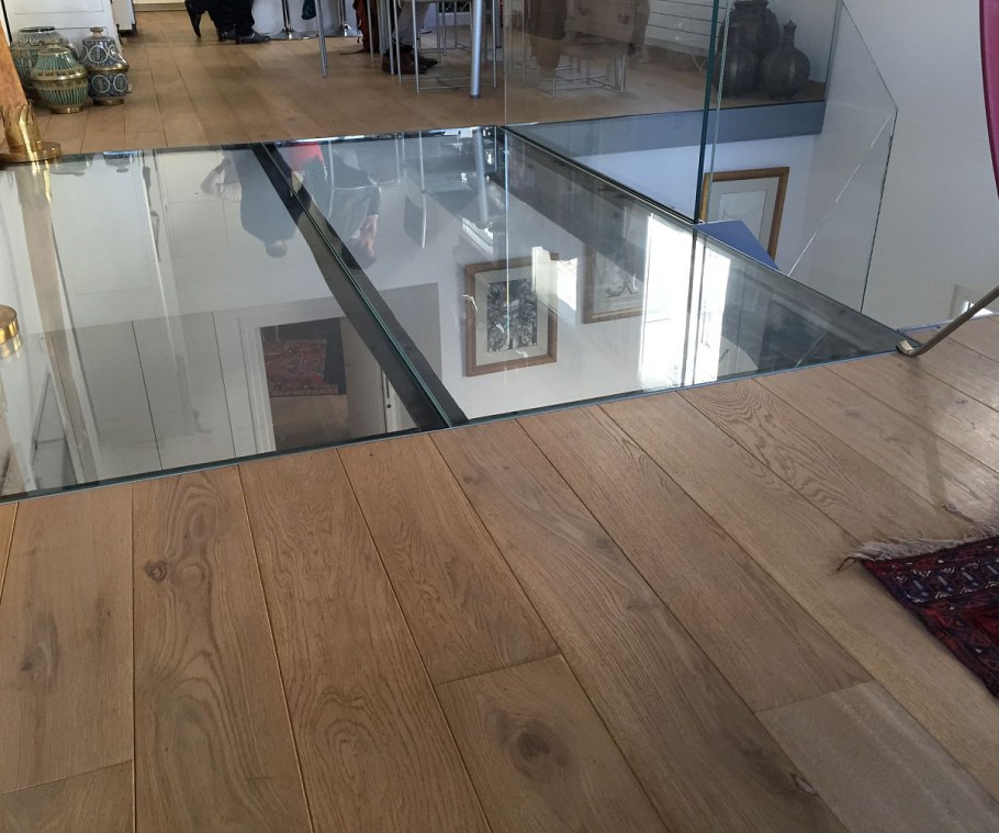 Толстое стекло для пола