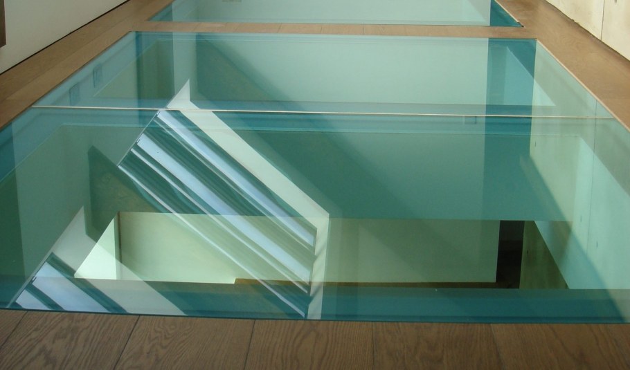 Стекло триплекс для пола