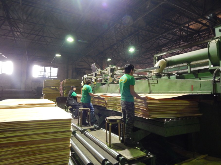 Поволжский фанерно-мебельный комбинат