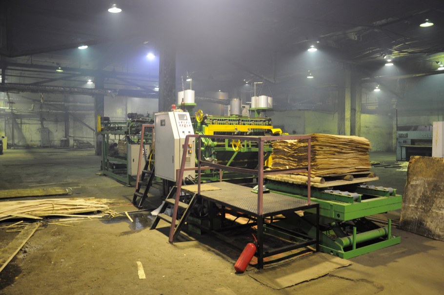 Фанерный завод в Усолье Сибирском