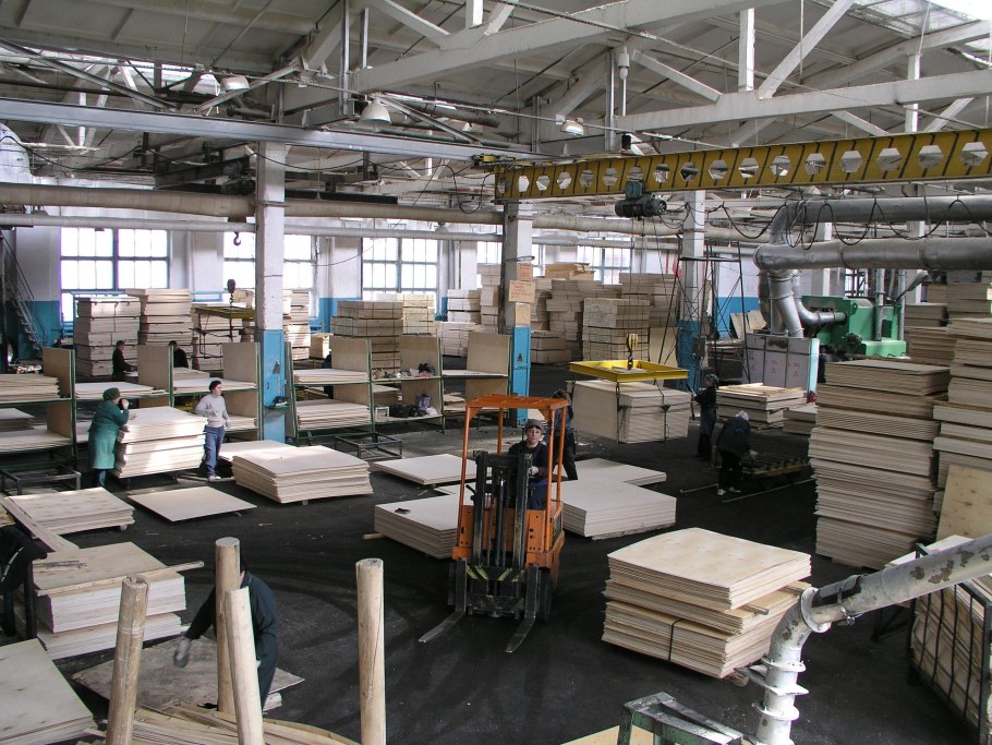 Фанерный завод Парфино