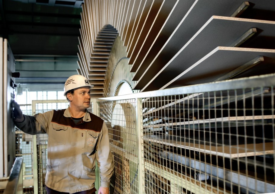 Череповецкий фанерно-мебельный комбинат цех