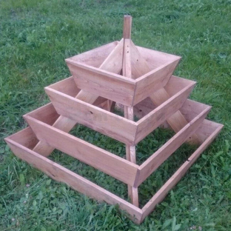 Грядка для клубники многоярусная пирамида