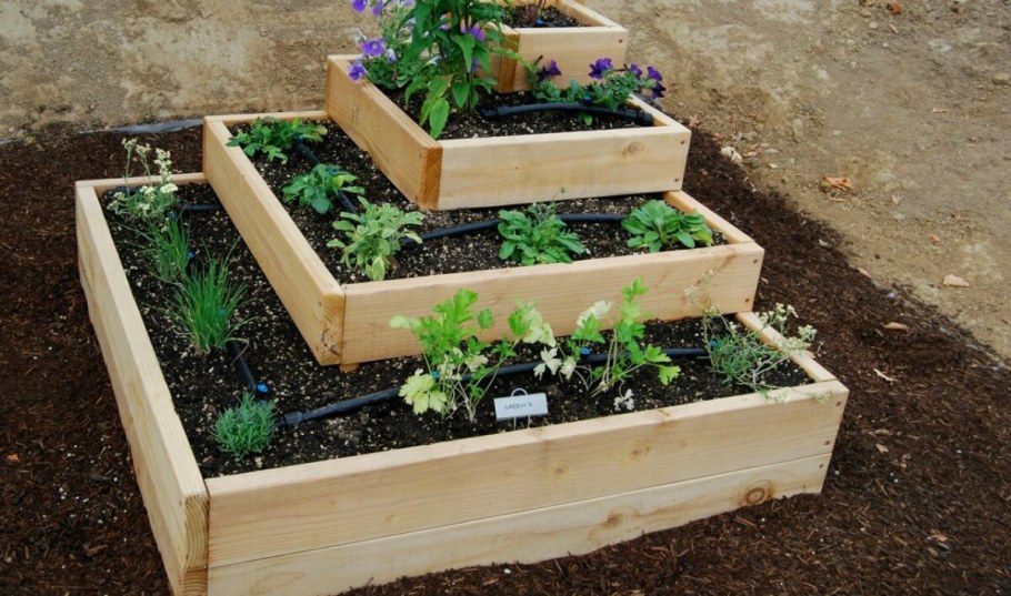 Многоярусные грядки