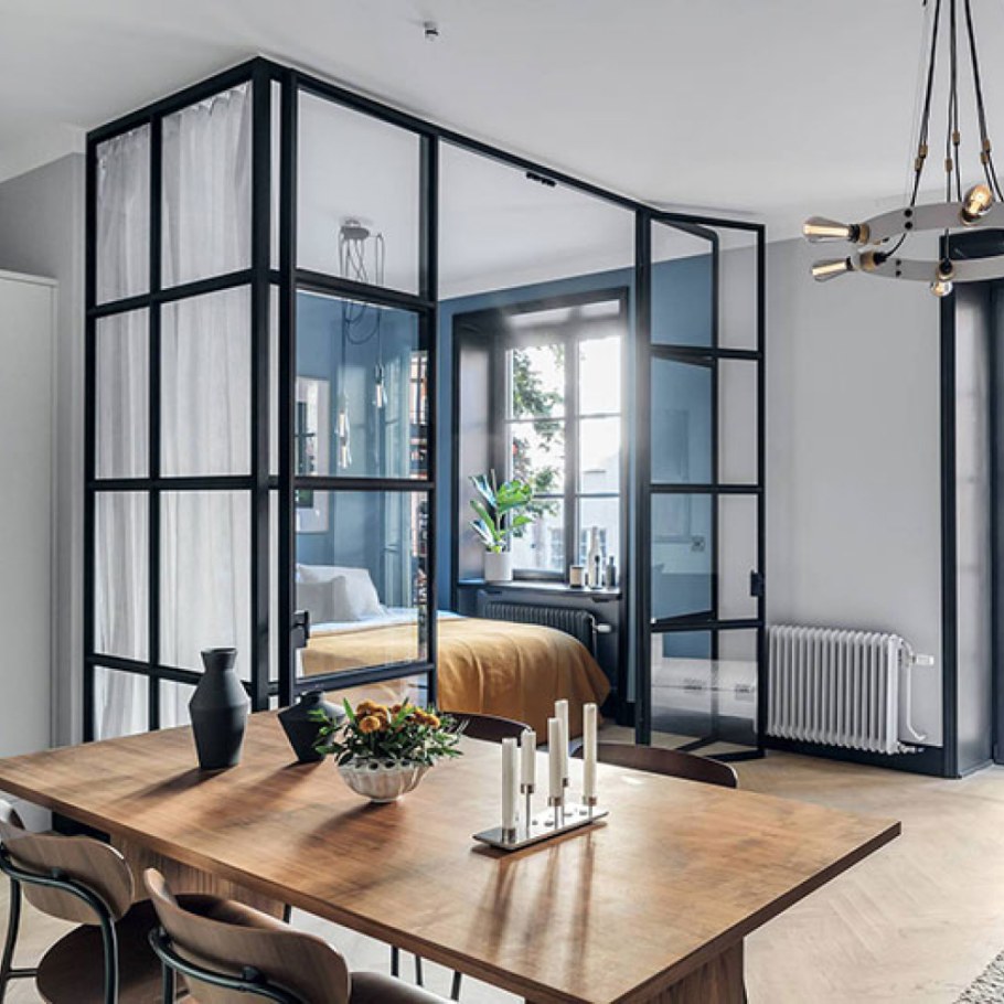 Цельностеклянные перегородки лофт