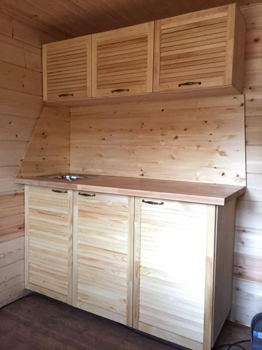 Кухня из сосны