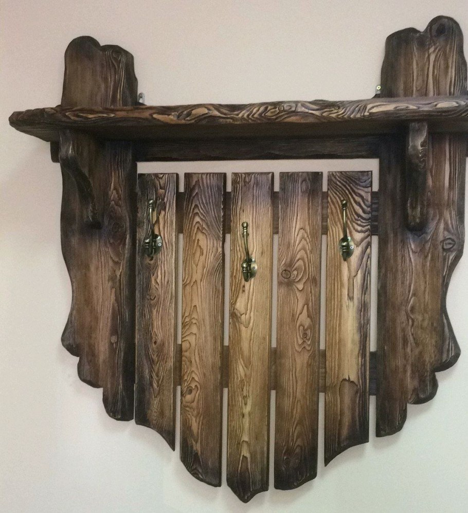 Состаренная вешалка