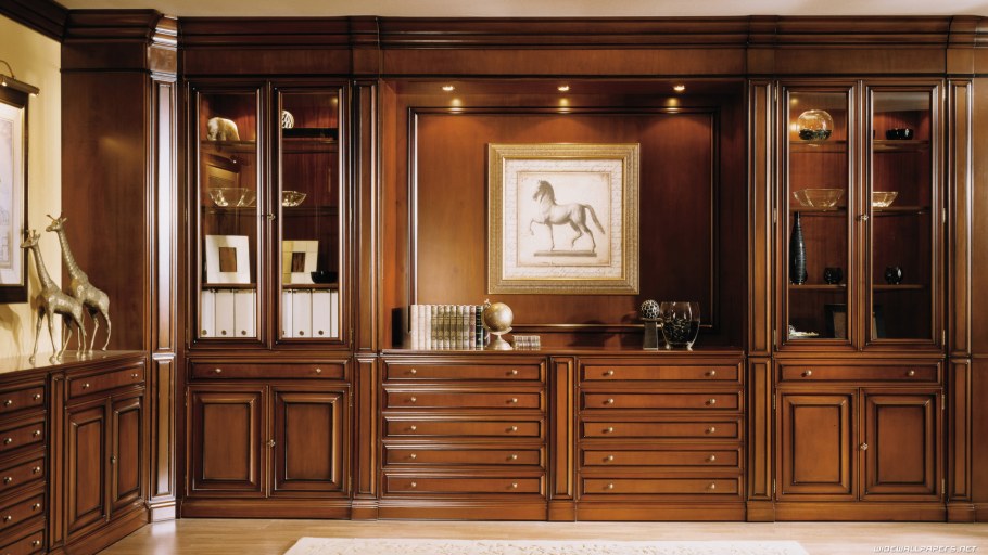 Итальянская стенка риомбини 1762 из массива