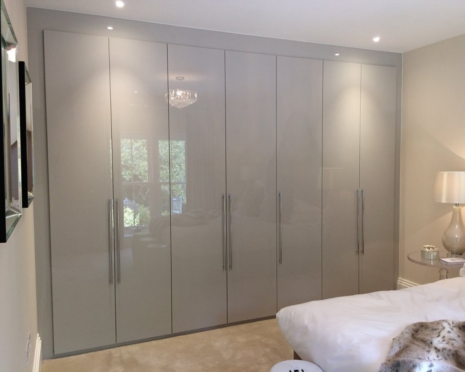 Шкаф ikea с распашными дверьми 120x58x236