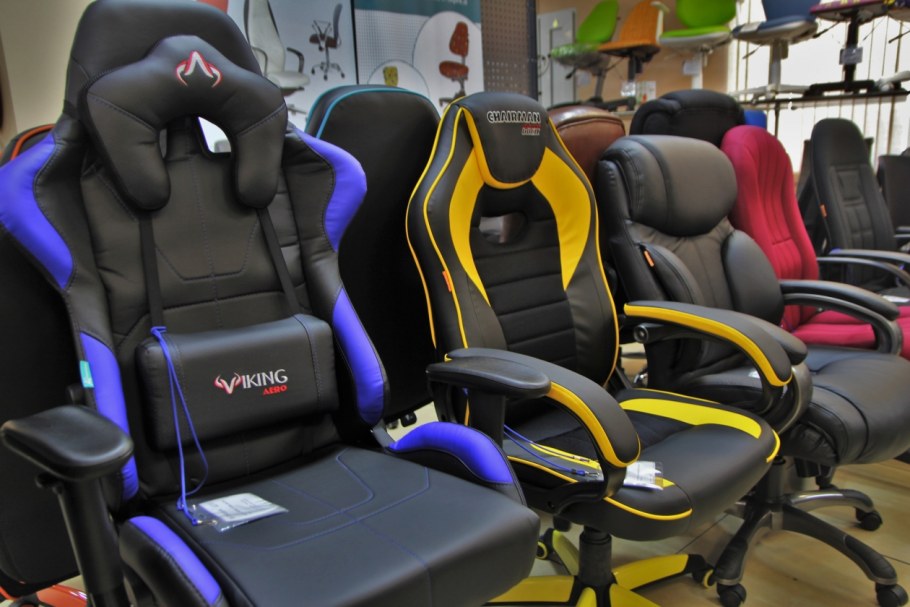 Выставка офисных кресел