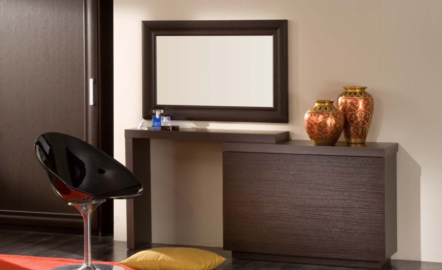 Консоль для телевизора с туалетным столиком