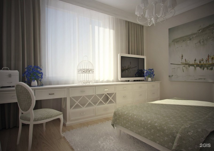 Туалетный столик у окна в спальне