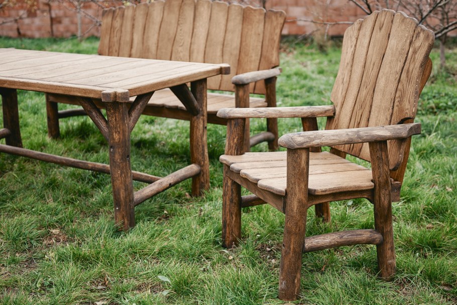 Садовая мебель из дерева