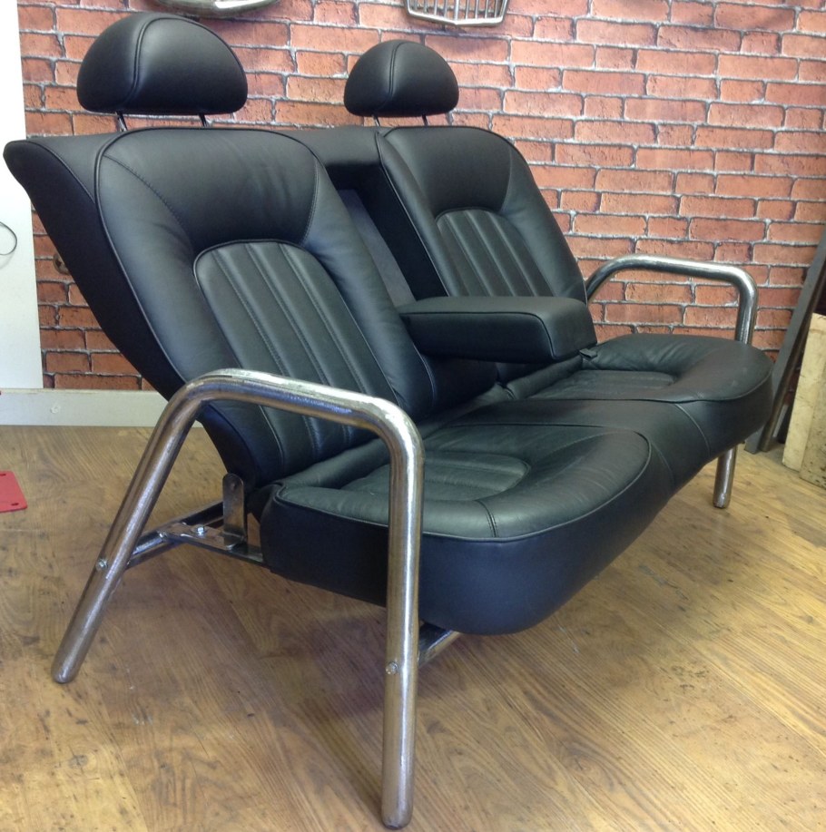 Мебель из автомобильных сидений