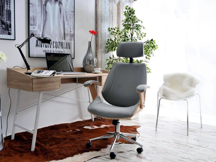 Компьютерное кресло в скандинавском стиле
