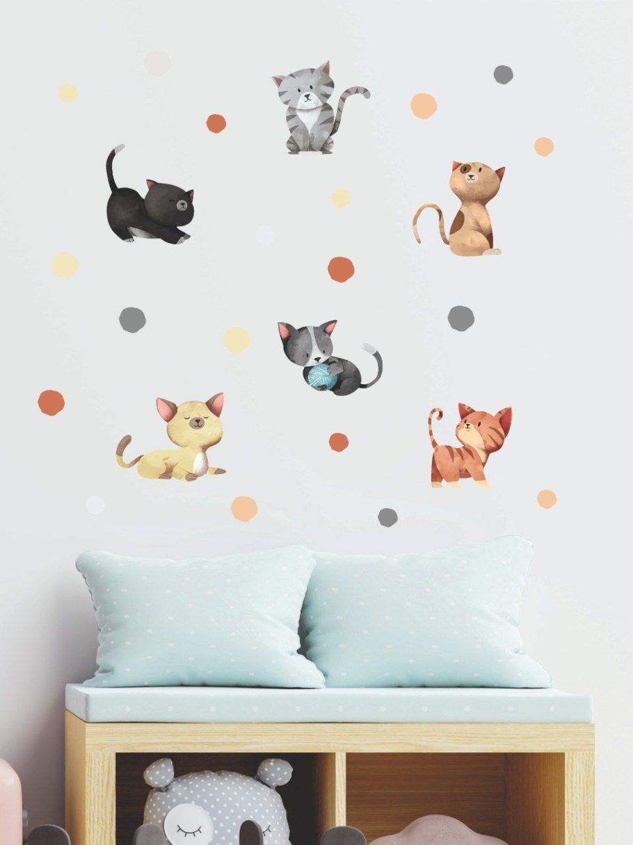 Наклейки на стену котики