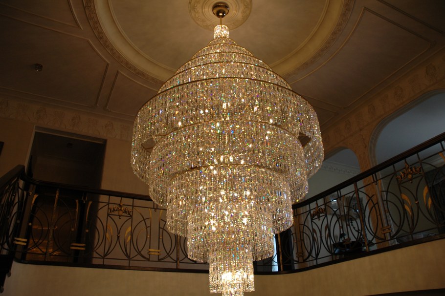 Люстра хрустальная Бижов