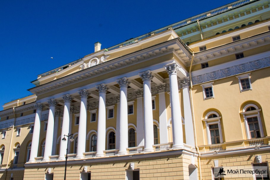 Александринский театр Санкт-Петербург фасад