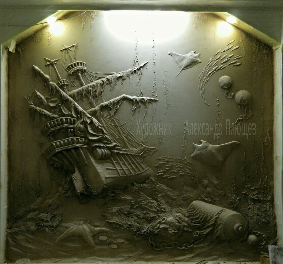 Барельефы Александра Плющева