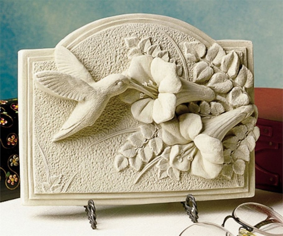 Скульптурное панно