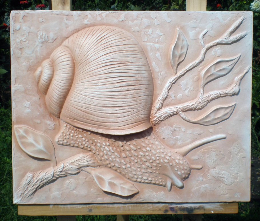 Глиняный барельеф