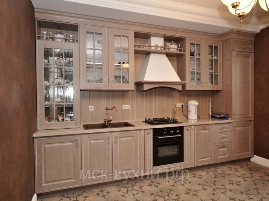 Прямая кухня в классическом стиле