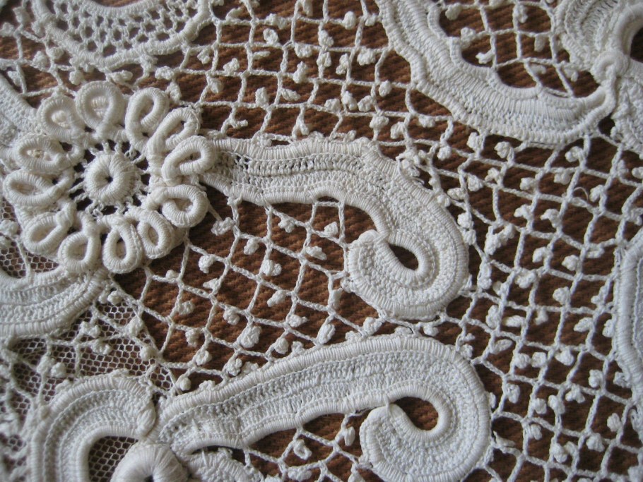 Ирландское кружево Кроше