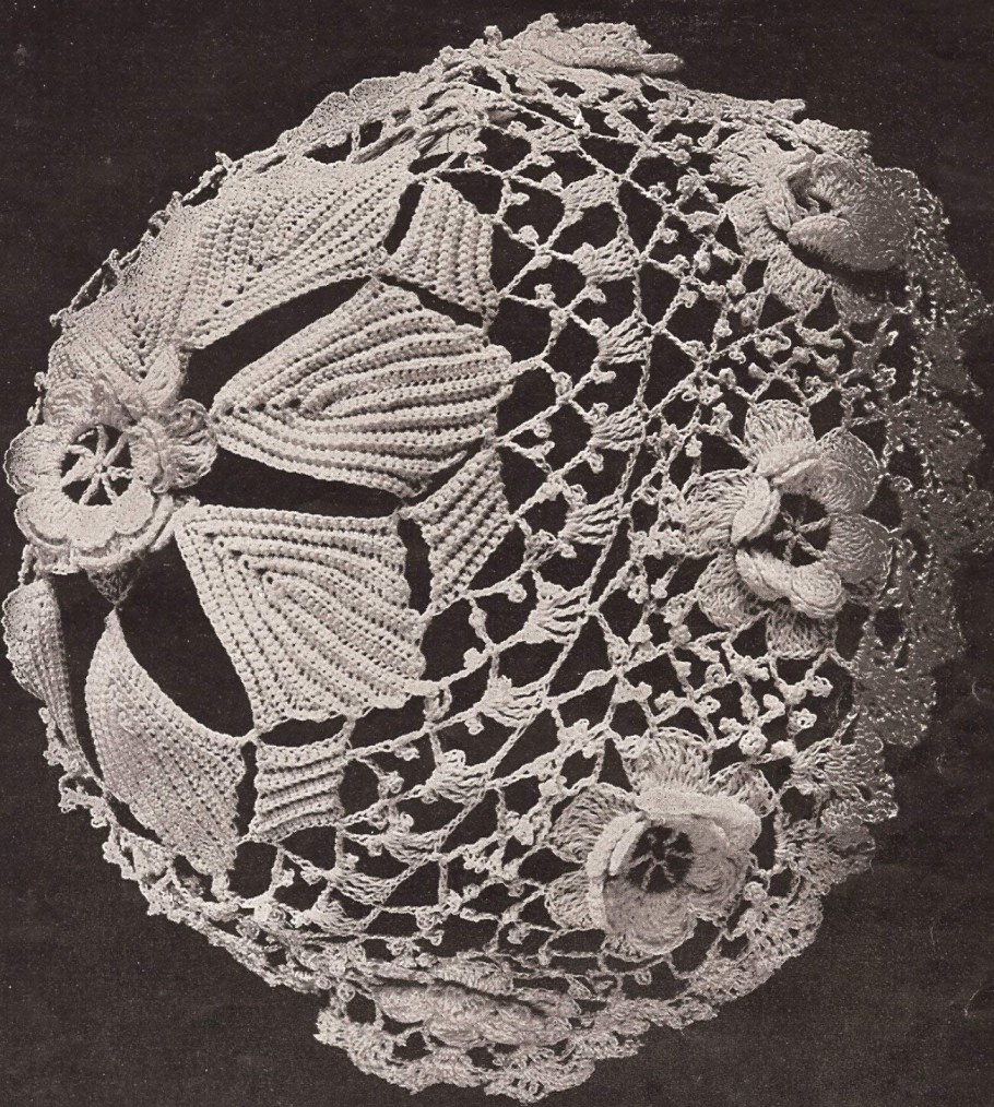 Шляпка ирландским кружевом