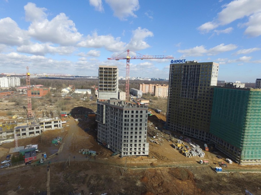 Театральный квартал КРОСТ три архитектора