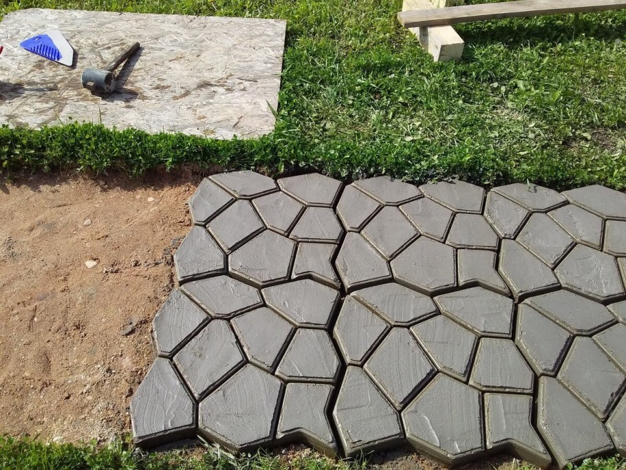 Форма для отливки садовых дорожек 50х50х6 см Vortex